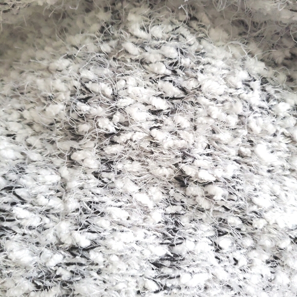 Over-sized sweater NWOT - Picture 4 of 4